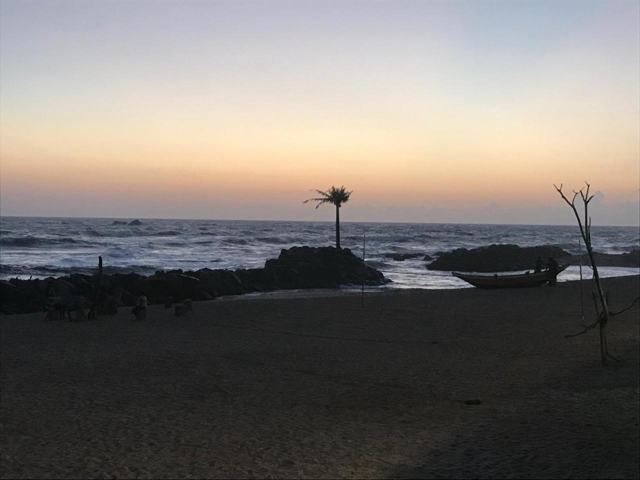 מלון גאלה Beach Rip Rap Cabana And Guest מראה חיצוני תמונה